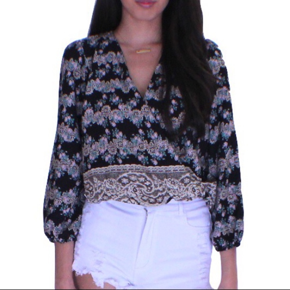NEW Floral Deep V-Neck Crop Top Blouse